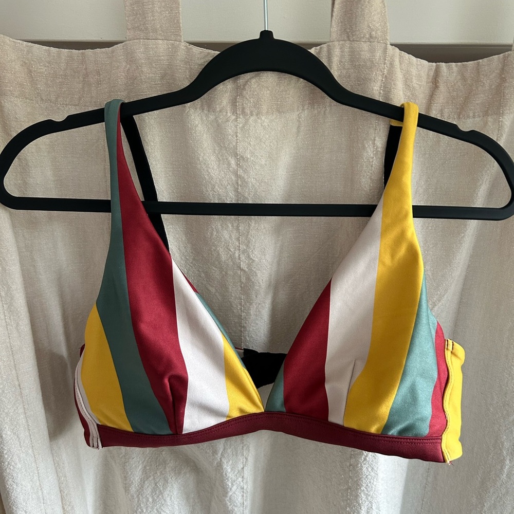 Nettles Tale, bathing suit top, size large